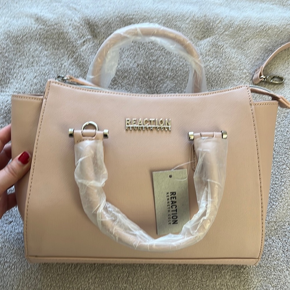 Kenneth Cole Reaction Magnolia Bag - Pink